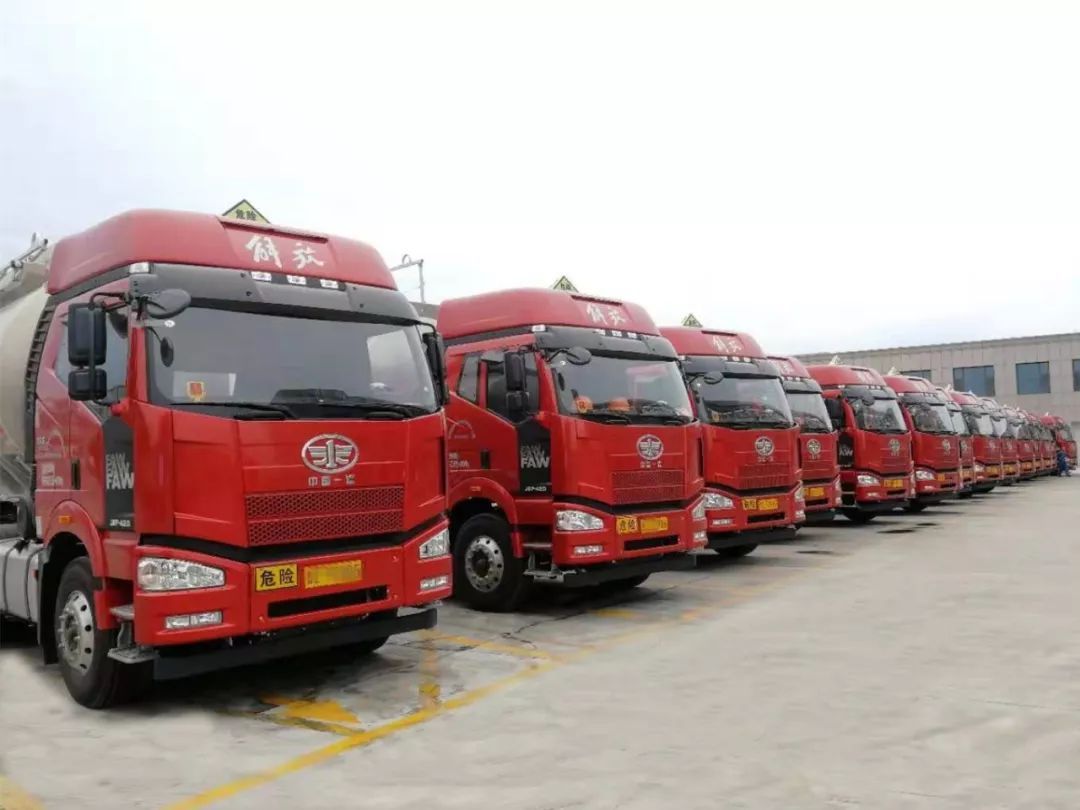 《危險貨物道路運輸規則》正式實施 規范運輸行為，筑牢道路安全防線